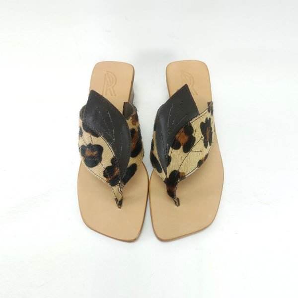 Sandali infradito foglia cavallino