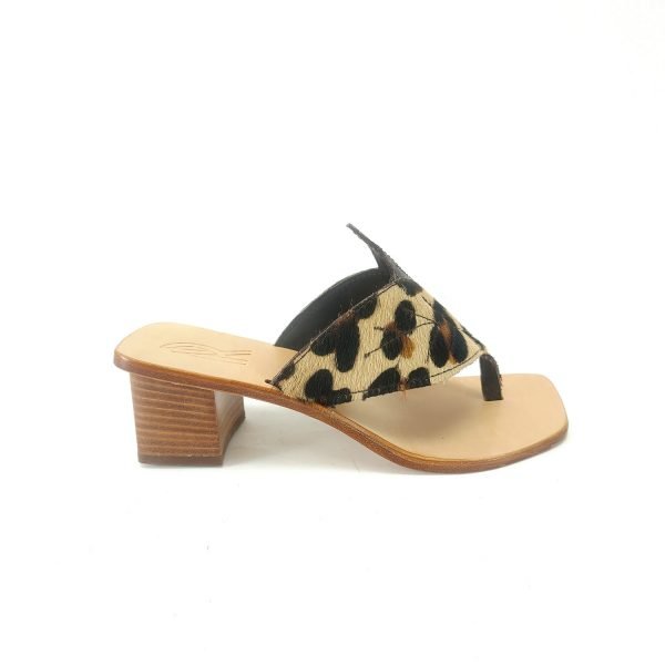 Sandali infradito foglia cavallino