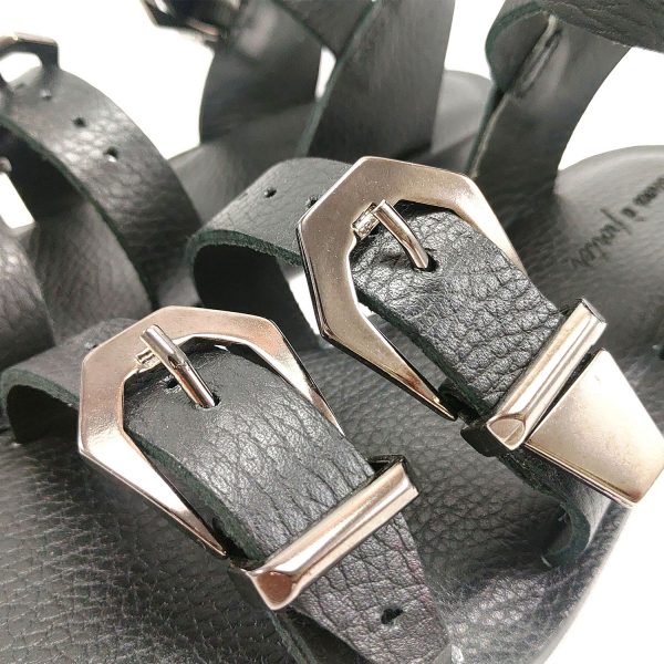 Sandali doppia fibbia