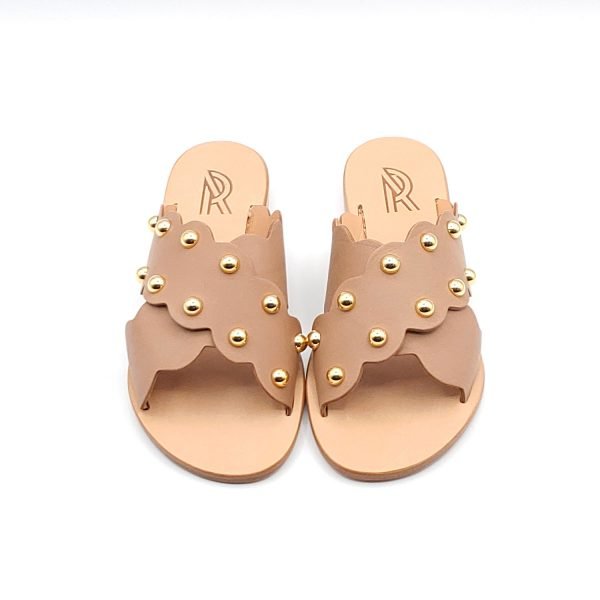 Sandali ciabatta incrocio borchie