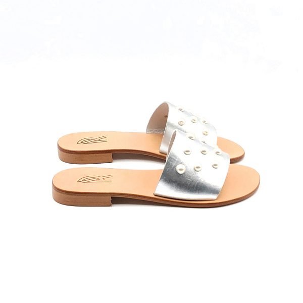 Sandali ciabatta con borchie