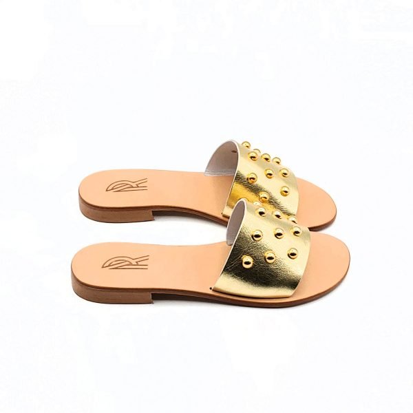 Sandali ciabatta con borchie