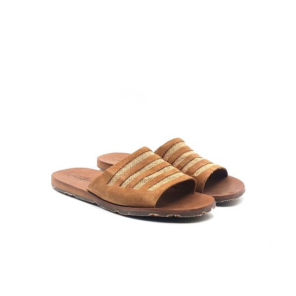 Sandali ciabatta ritaglio in dettaglio