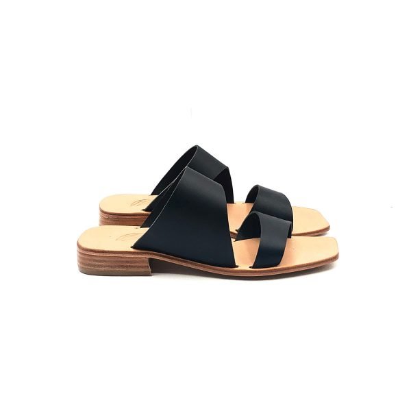 Sandali ciabatta fasce