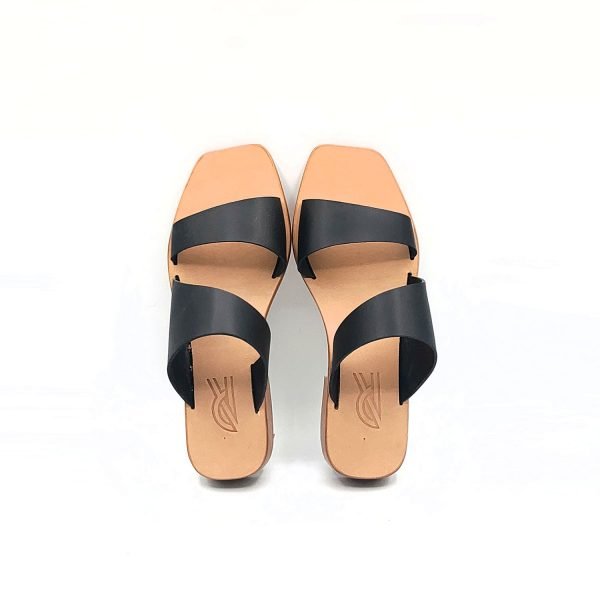 Sandali ciabatta fasce