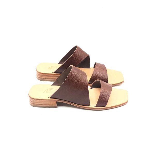 Sandali ciabatta fasce