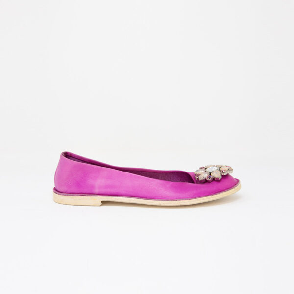 Ballerine in pelle monocromatiche con swarovski