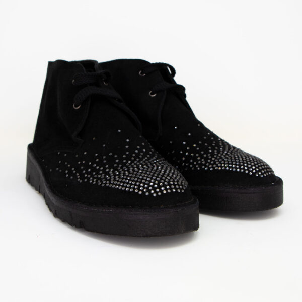 Polacchine con borchie