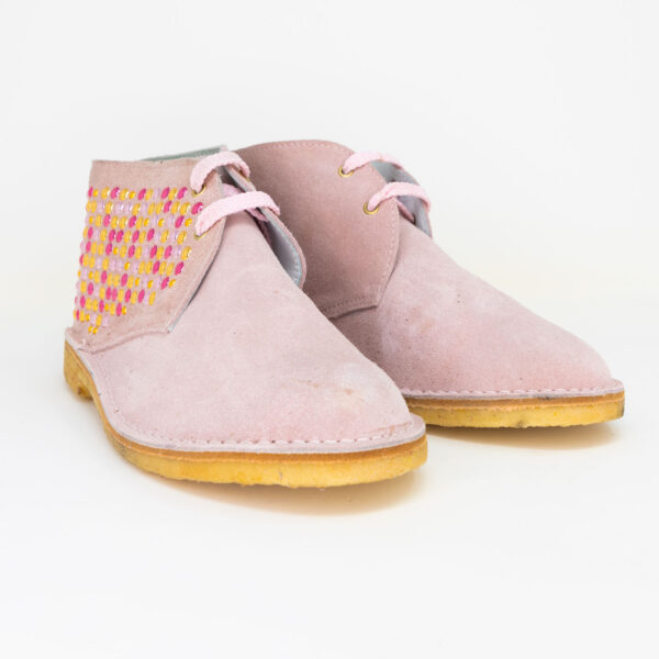 Polacchine con borchie monocromatiche