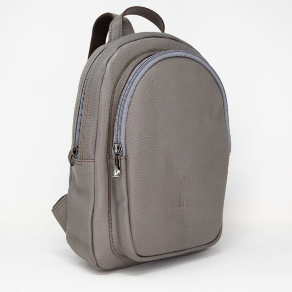 Zaino in vera pelle con doppia cerniera