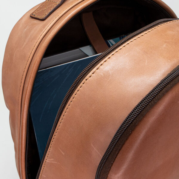 Zaino in vera pelle con doppia cerniera